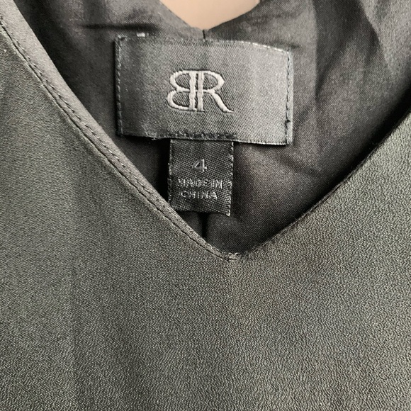 Banana Republic Monogram Black Pleated Dress 4 - Picture 6 of 8